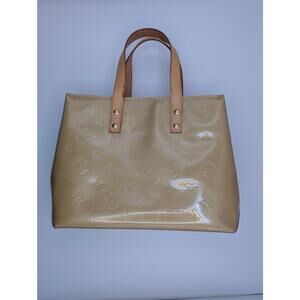 Authentic Louis Vuitton Vernis Reade PM Beige Patent Leather Handbag w/ Dustbag